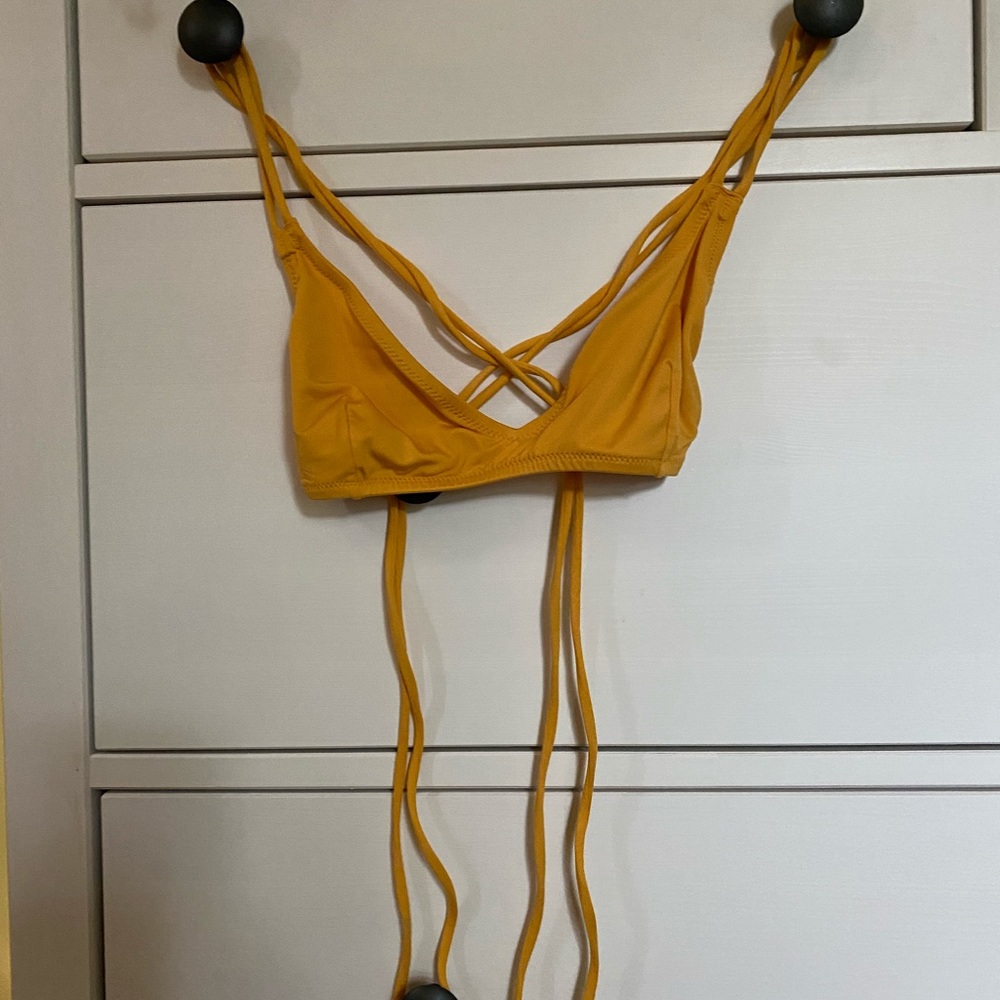 Never been worn strappy bikini top